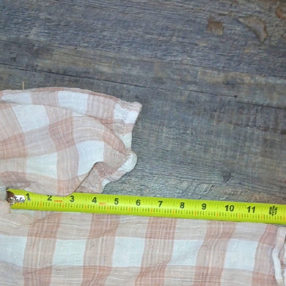 Plaid Peasant Blouse Made by Universal Threads Good CO. - Picture 4 of 7